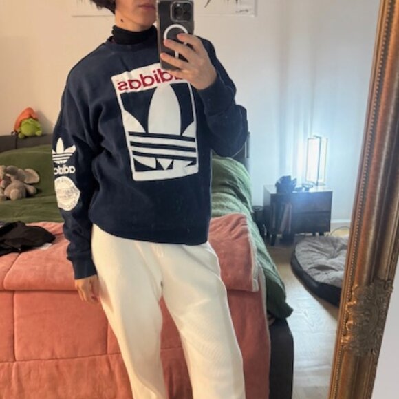 Adidas sweatshirt - Picture 1 of 4